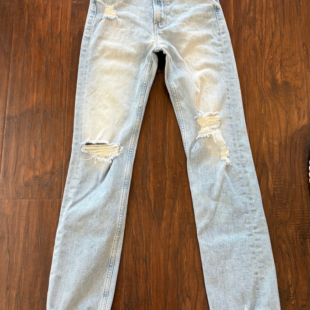MOTHER High Waisted Rider Skimp Jean in The Confession Wash Suze 25